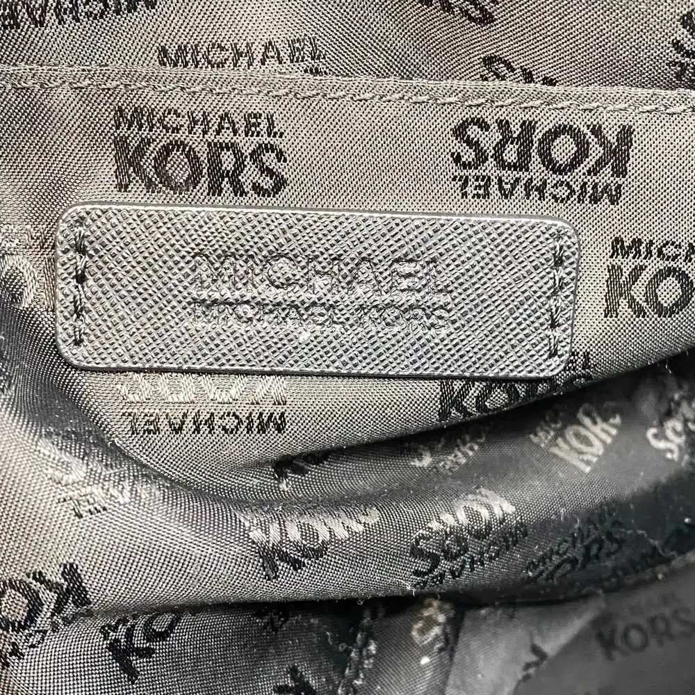 Michael Kors Black Leather Crossbody Bag | OS Regular